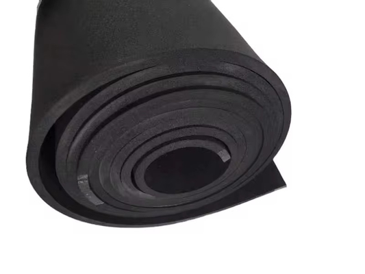 Υψηλής πυκνότητας PVC NBR Κλειστή κυψέλη αφρό απομονωτικό καουτσούκ σε κυλίνδρους και φύλλα